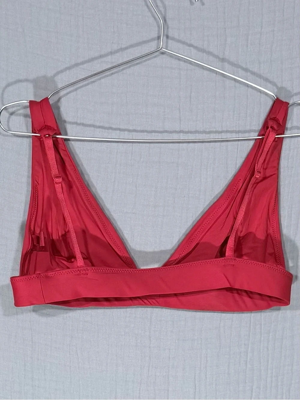♥️ NWOT | SKIMS | Signature Swim Plunge Bikini Top | Ruby | size L